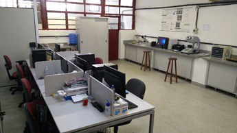 Computadores Desktop e Notebook para os estudantes.jpg